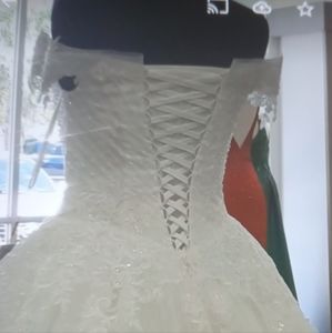 Wedding gown